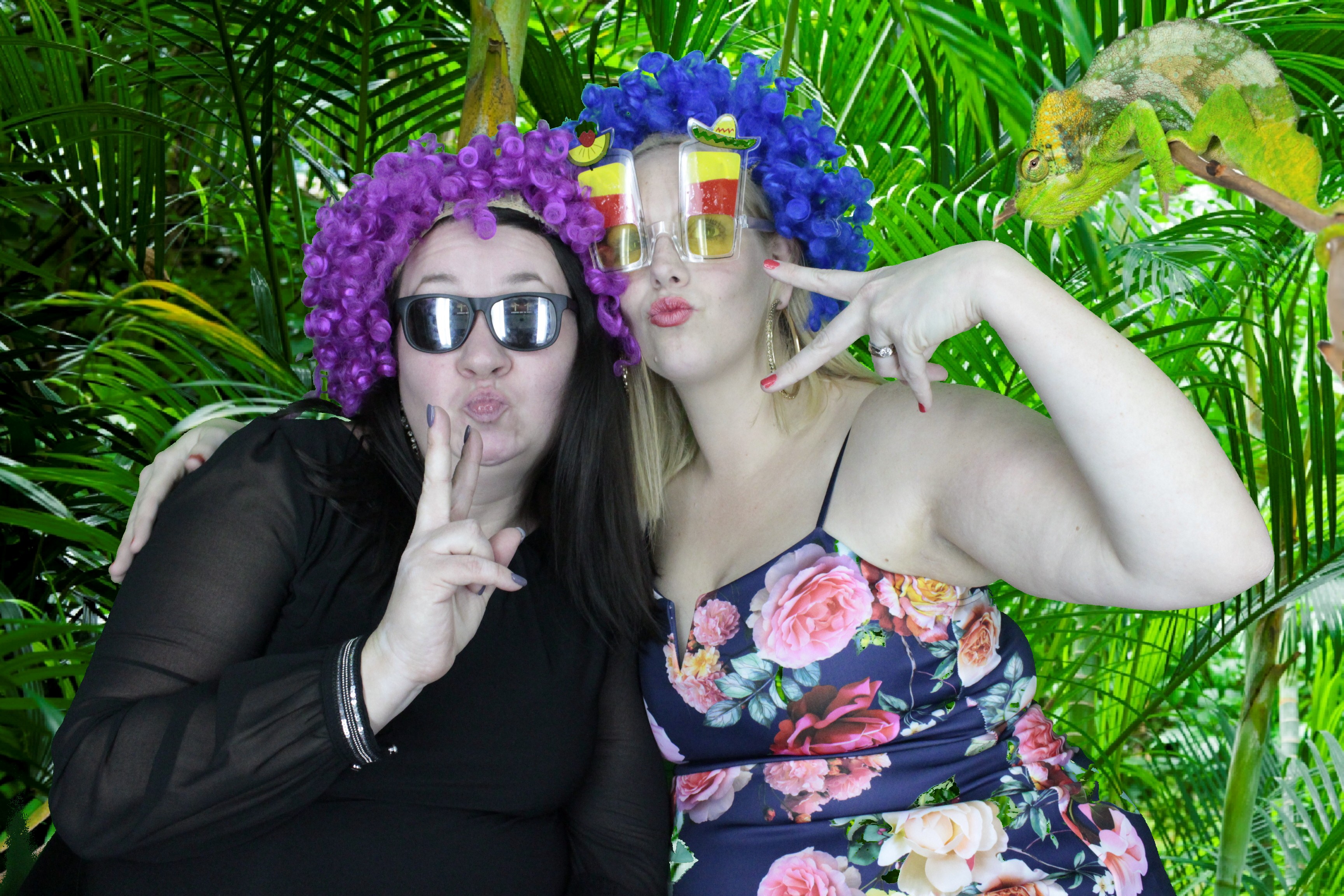 Mr & Mrs Johnson | View more photos from the event at gallery.myphotoboothexperience.co.uk/u/MyPhotoBoothExperienceLtd/Mr-Mrs-Johnson